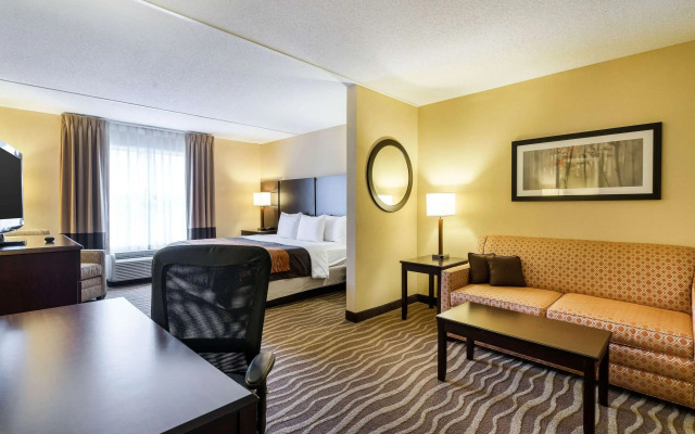 Comfort Inn & Suites