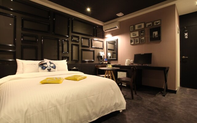 Ansan XYM Hotel