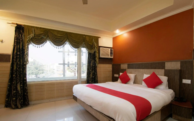 OYO 6647 Om Hari Residency