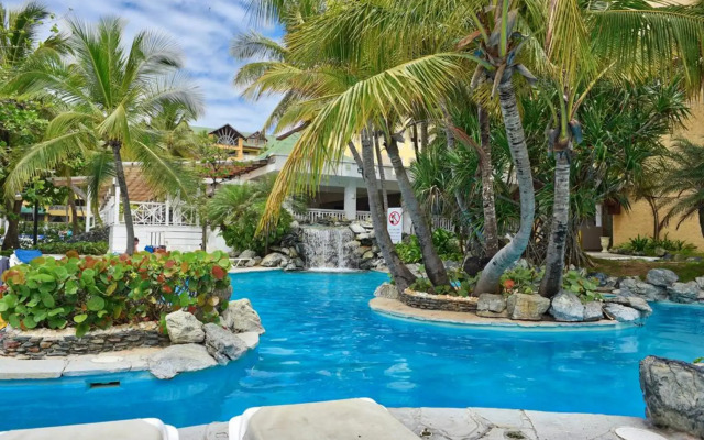 Coral Costa Caribe Beach Resort - All Inclusive