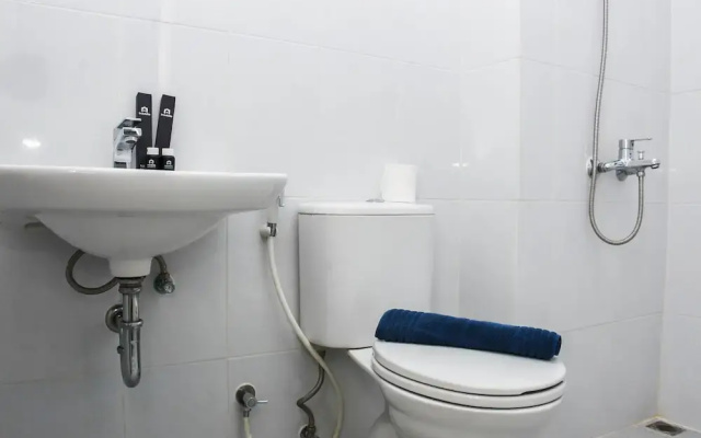 Cozy Living Studio Patraland Urbano Apartment Near Bekasi Station