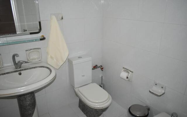 Comfortable Apartment Opposite The Park