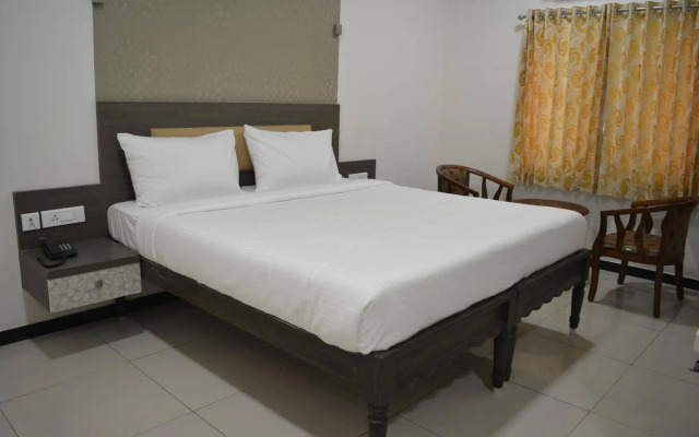 Hotel Sownthariyam