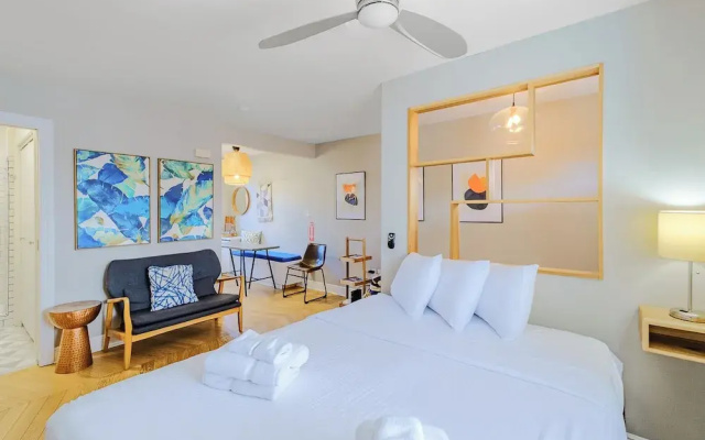 Oak Shores Studio 2