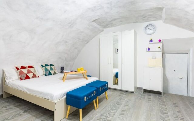 Riviera di Chiaia Studio Apartment