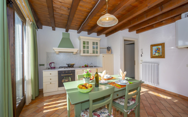 Liano Mimosa -relax & priv parking place