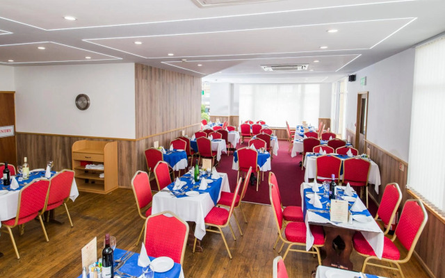 Sandringham Hotel