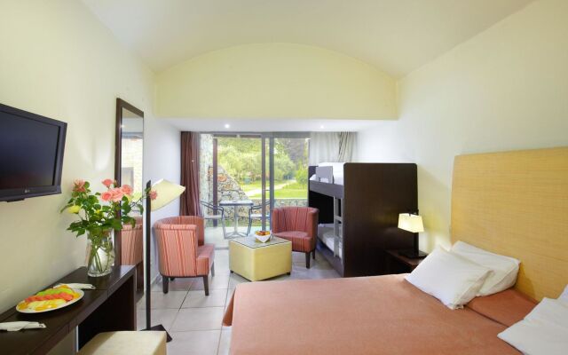 Olympian Bay Grand Resort