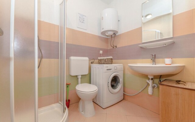 Amazing Home in Miskovici With Wifi and 3 Bedrooms