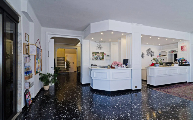 Hotel Ariston Montecarlo
