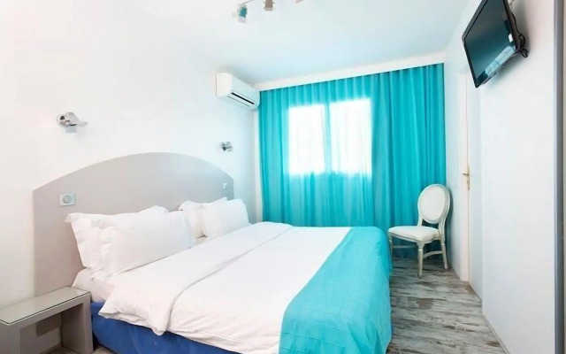 Hotel La Villa Juan Beach