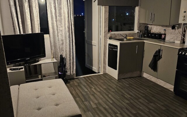 Immaculate 3-bed Chalet in Sheerness
