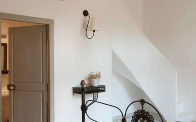 House La France -The Terrace Apartment