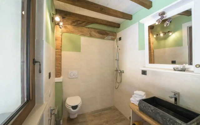 Room-charming Alessandria Retreat With Q