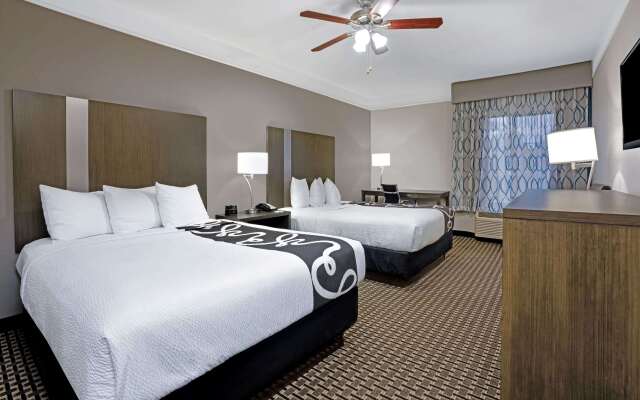 La Quinta Inn & Suites by Wyndham Conroe