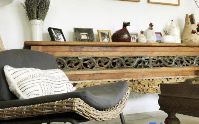 Xingyi Yunqi No.1 Inn (Xia Nahui Branch, Wanfenglin Scenic Area)