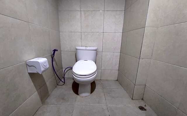 Capital O 91650 Hotel Pratama