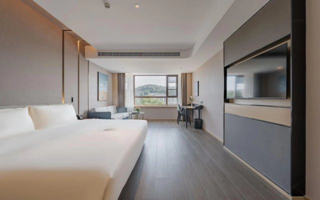 Atour Hotel Wuxi Yuantouzhu Scenic Spot Qianrong Road
