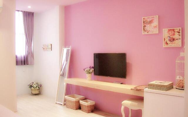 TK Happiness 168 B&B