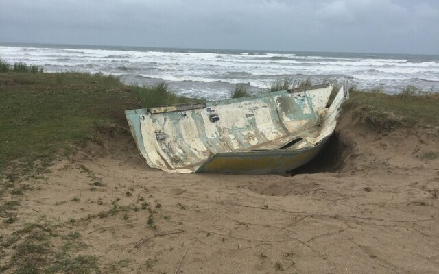 A Lovely Caravan on Quiet Site at Westward Ho!