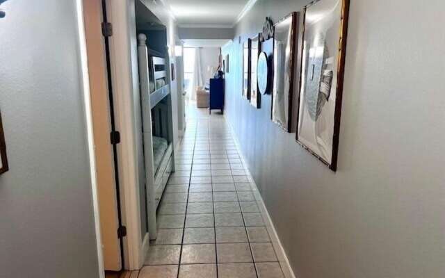 Pelican Beach 0807 1 Bedroom Condo by Pelican Beach Management