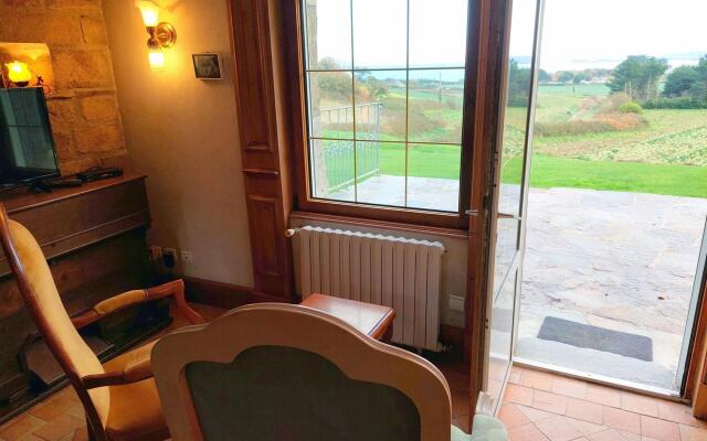 Breton granite stone house with fantastic sea views