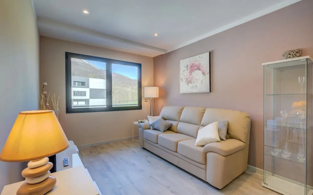 4 Seasons Apartment