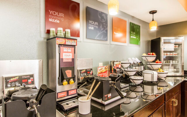 Comfort Inn And Suites Lincoln Al