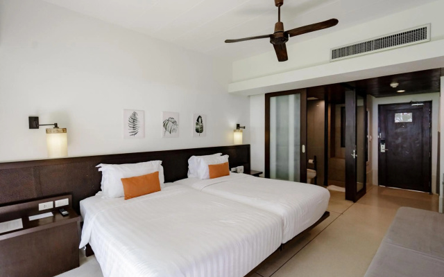 Southsea Khaolak Beach Resort
