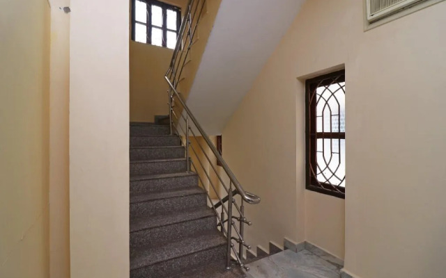 OYO 30696 Bl 316