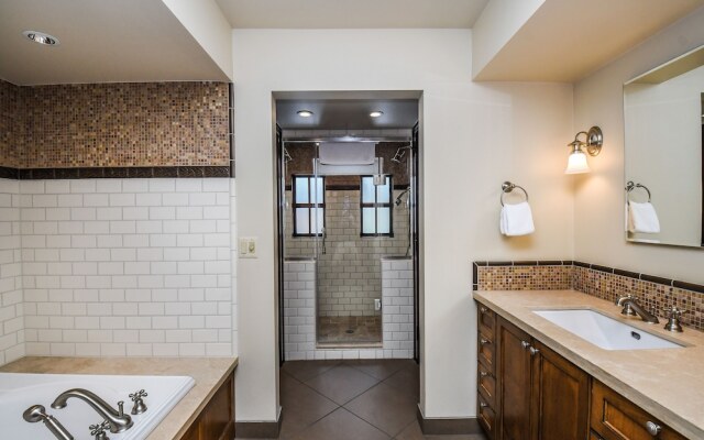 Peaceful Paradise 5 Bedroom House