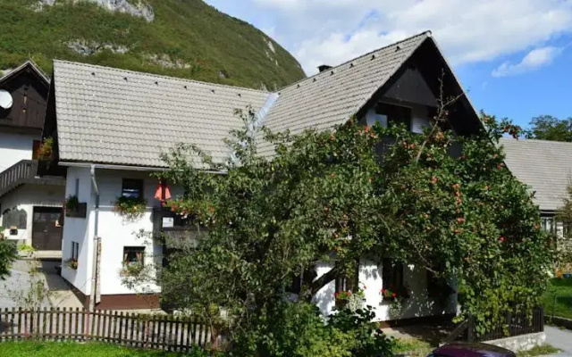 Planšar Rooms & Apartments