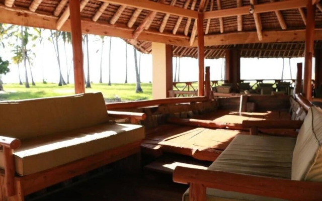 Saadani Park Hotel