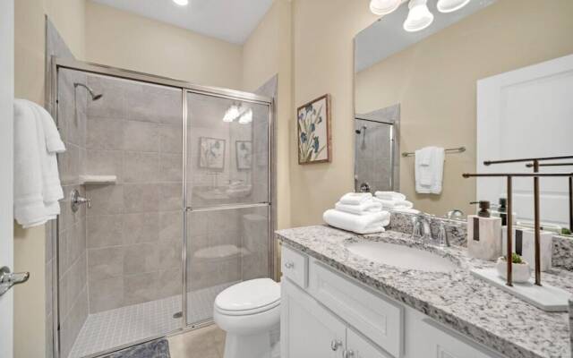 Phillips 8Bed Family Friendly Retreat