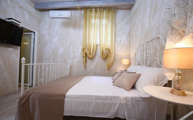 Luxury Lidija Rooms