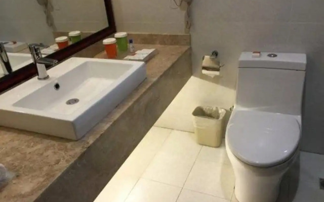 Gaoxiong Hotel
