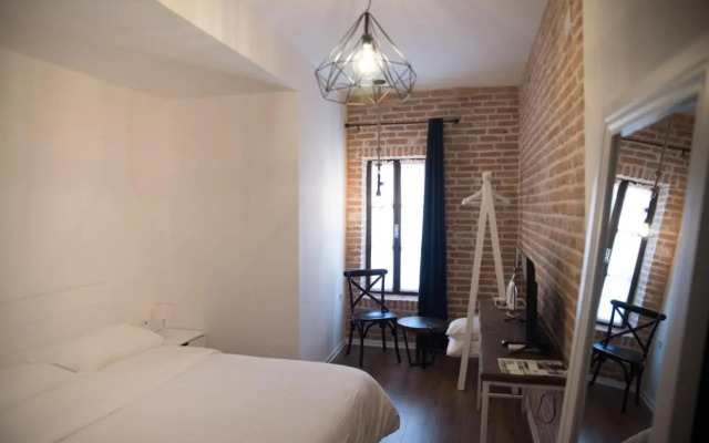 Old Bazaar Rooms