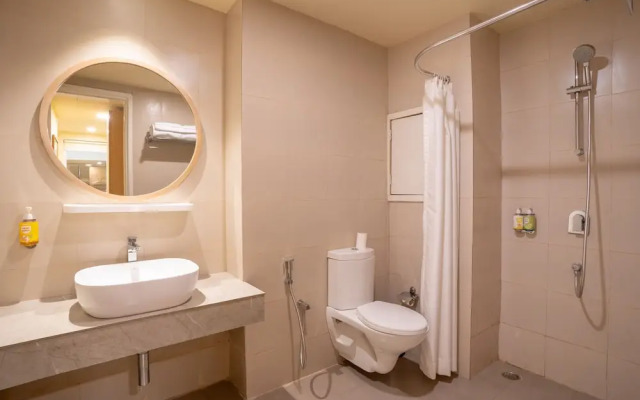 Bloom Hotel - Medicity Gurugram, Near Medanta Hospital