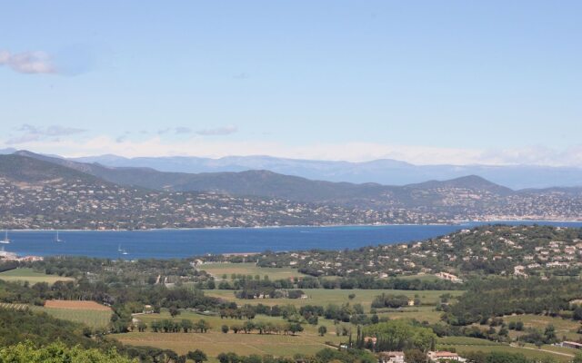 Beautiful Apartment in La Croix Valmer With Balcony