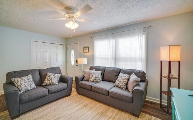 Pet-friendly Villas Vacation Rental: Walk to Bay