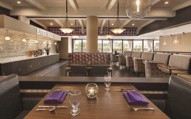 Radisson Hotel Grand Rapids Riverfront