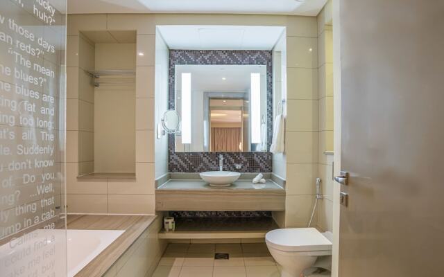 Tanin - Luxurious 2BR Apartment in DAMAC Paramount