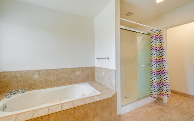 Porterville Getaway w/ Patio + Valley Views!