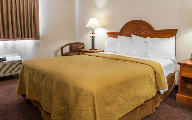 Quality Inn & Suites Lacey Olympia