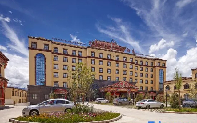 Tianhe Tibetan Culture International Hotel