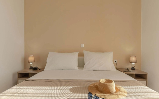 Evripus Suites Hotel