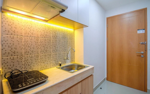 Cozy Living Studio At Evenciio Apartment Margonda Near Ui