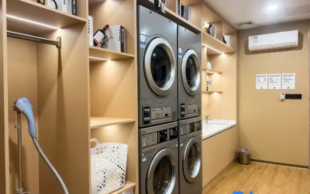 PLS·E-sports Hotel — 2-star hotel in Jiangmen