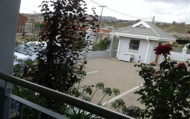 Tribute Guest House Matala