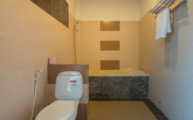 Golden Chenla Hotel and Restaurant